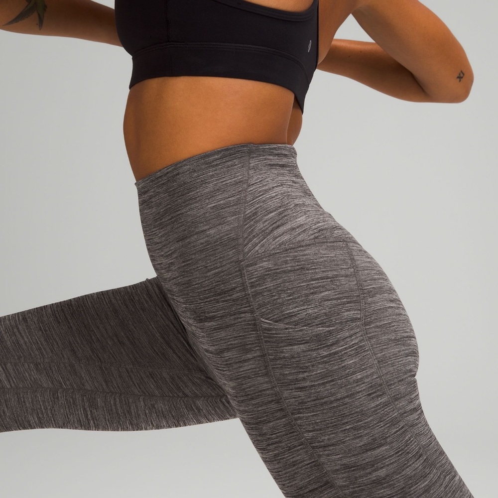 Align High-Rise pant with pockets 25”